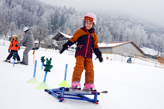 Skikurs, Kindergarten, Sprungschanze, Lachen